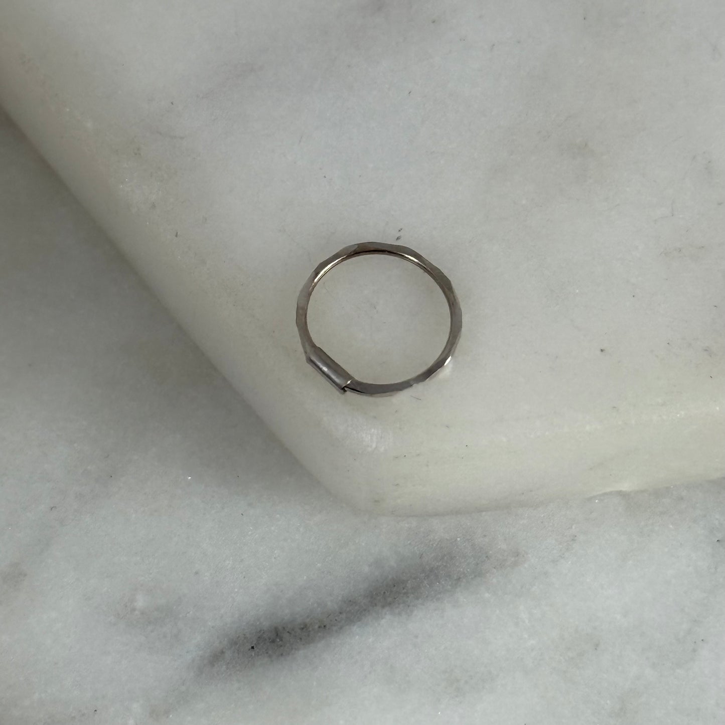 14ct white gold hoop | 9mm