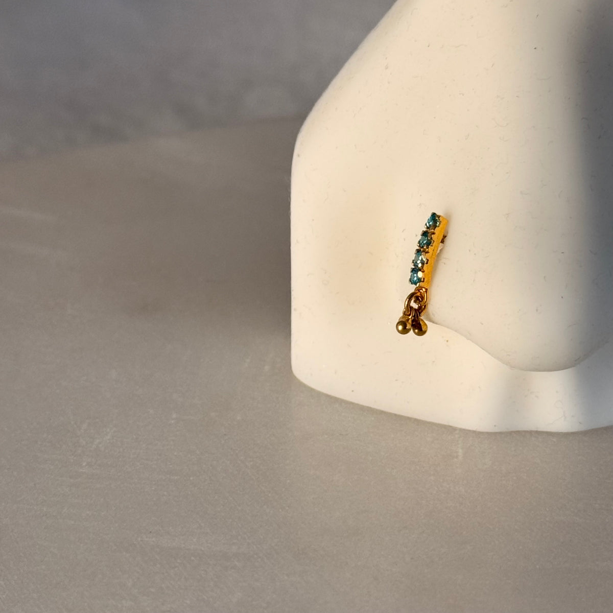 18ct Gold Drop stud (circa 2017)