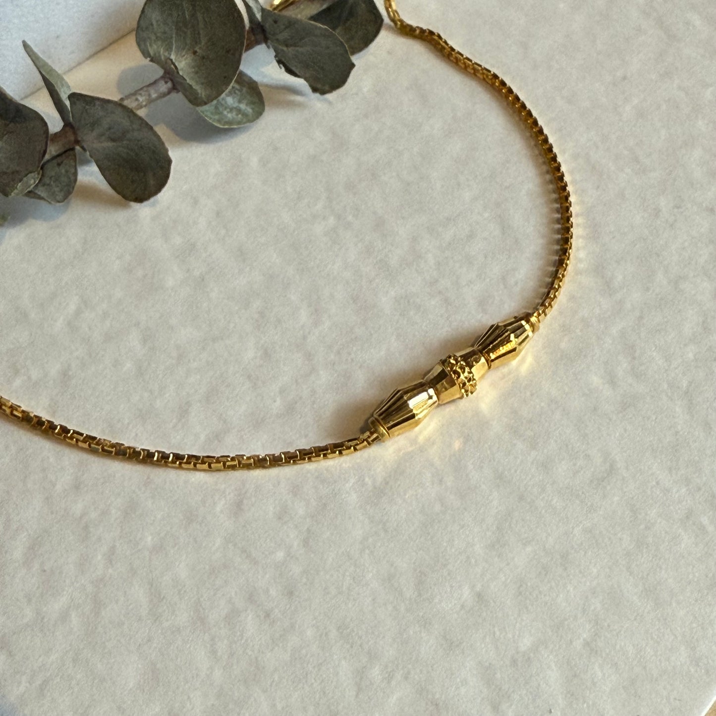 22ct Gold Minimal Bracelet | 6.9 inches