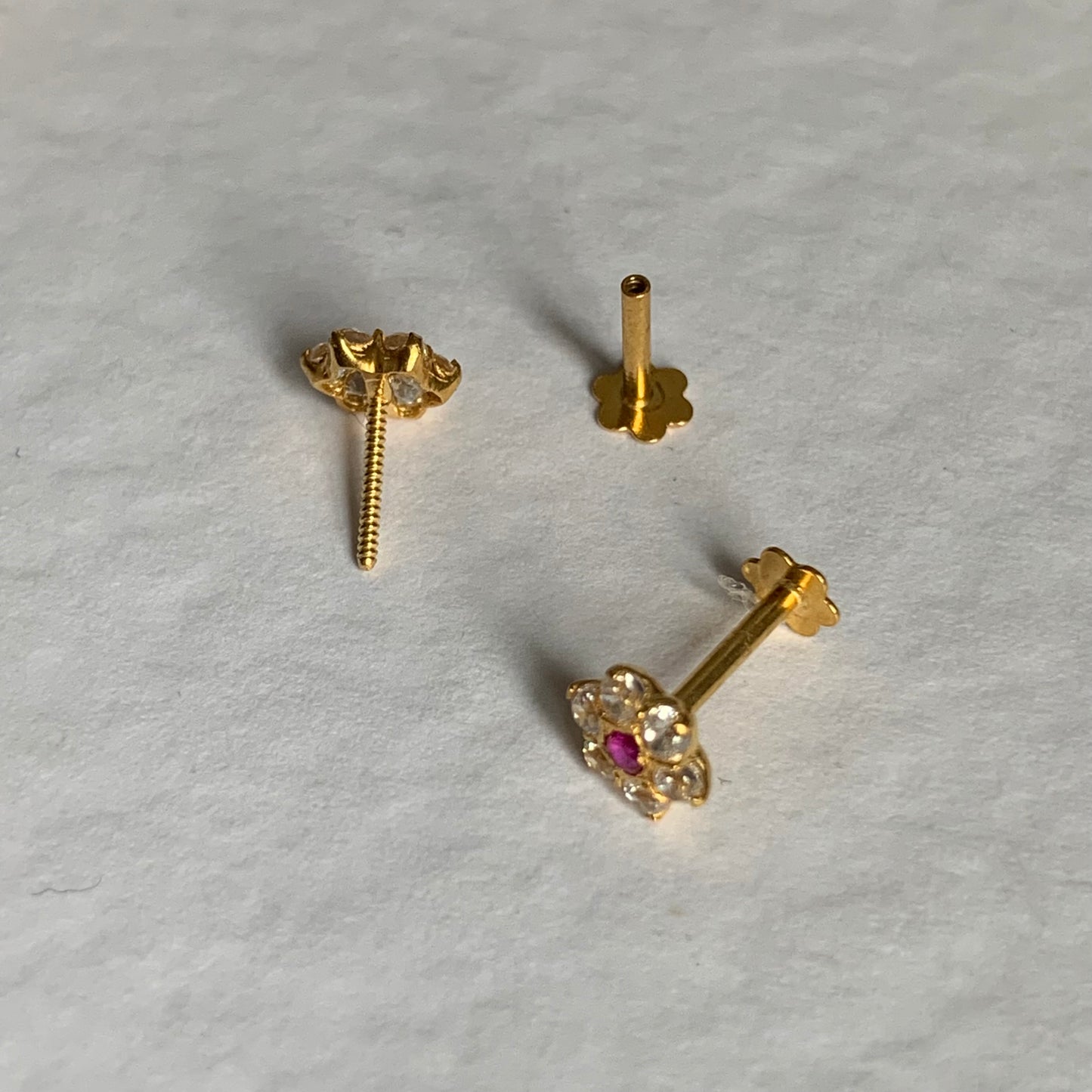 18ct Gold Single Daisy | 6mm