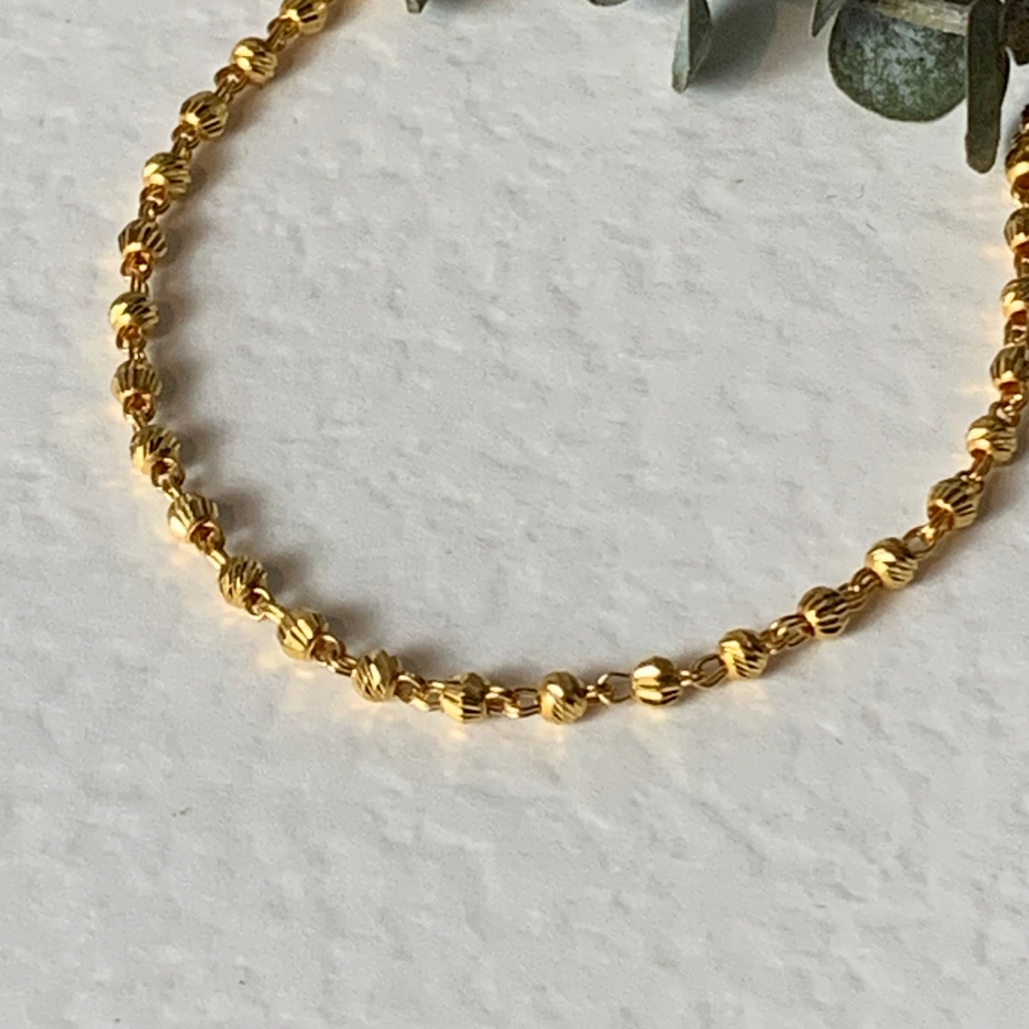 22ct gold beaded bracelet | s/m