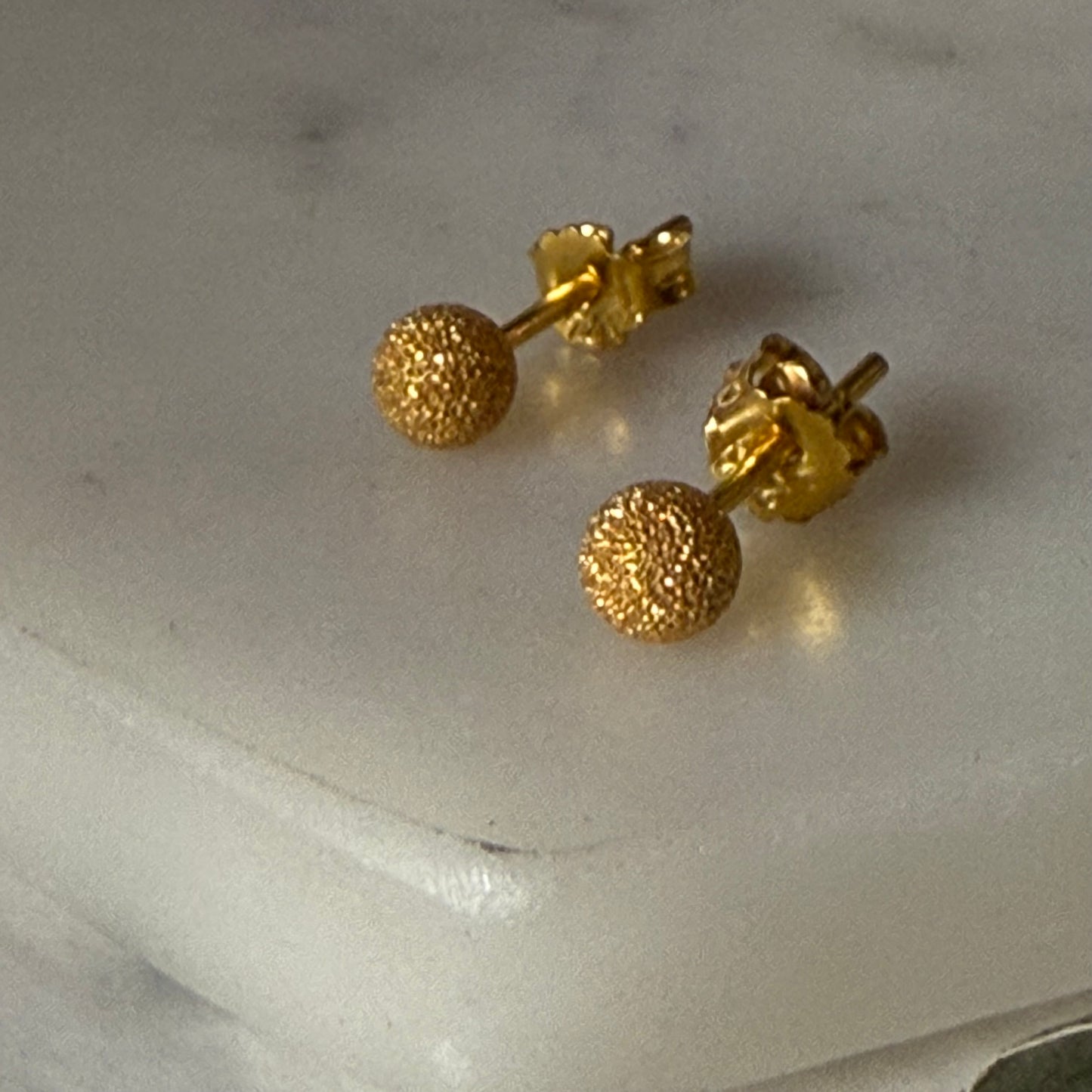 22ct gold small stud pair