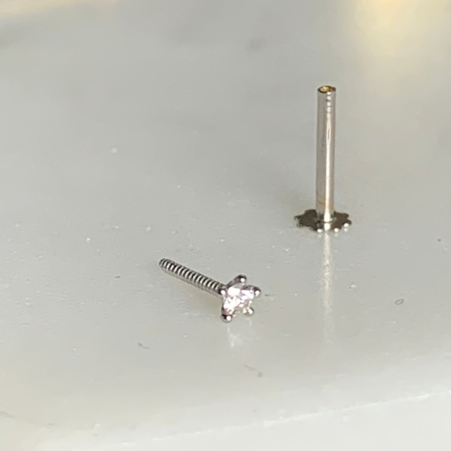 18ct White Gold Diamond Stud | 2.5mm