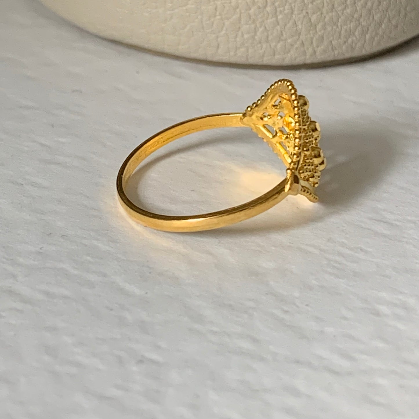 22ct gold intricate ring | L 1/2