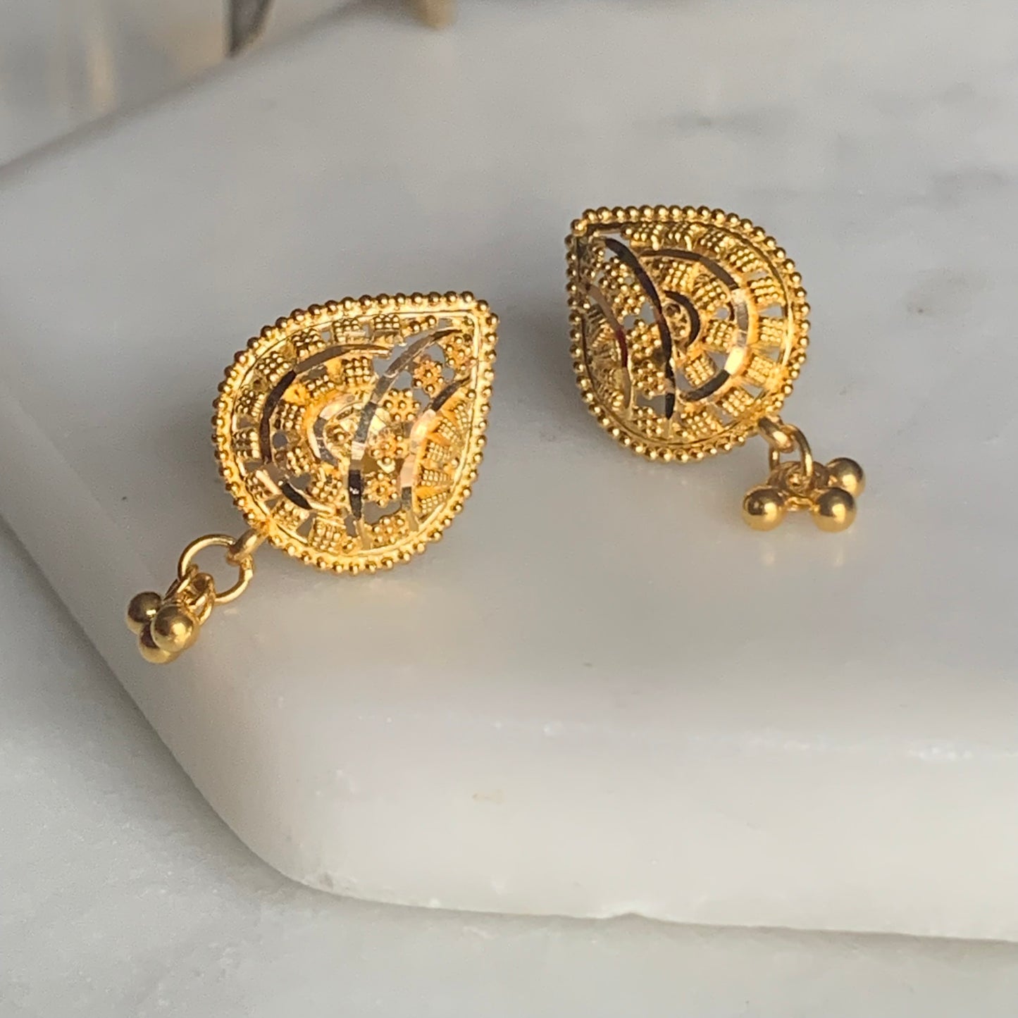 22ct Gold Teardrop Earrings