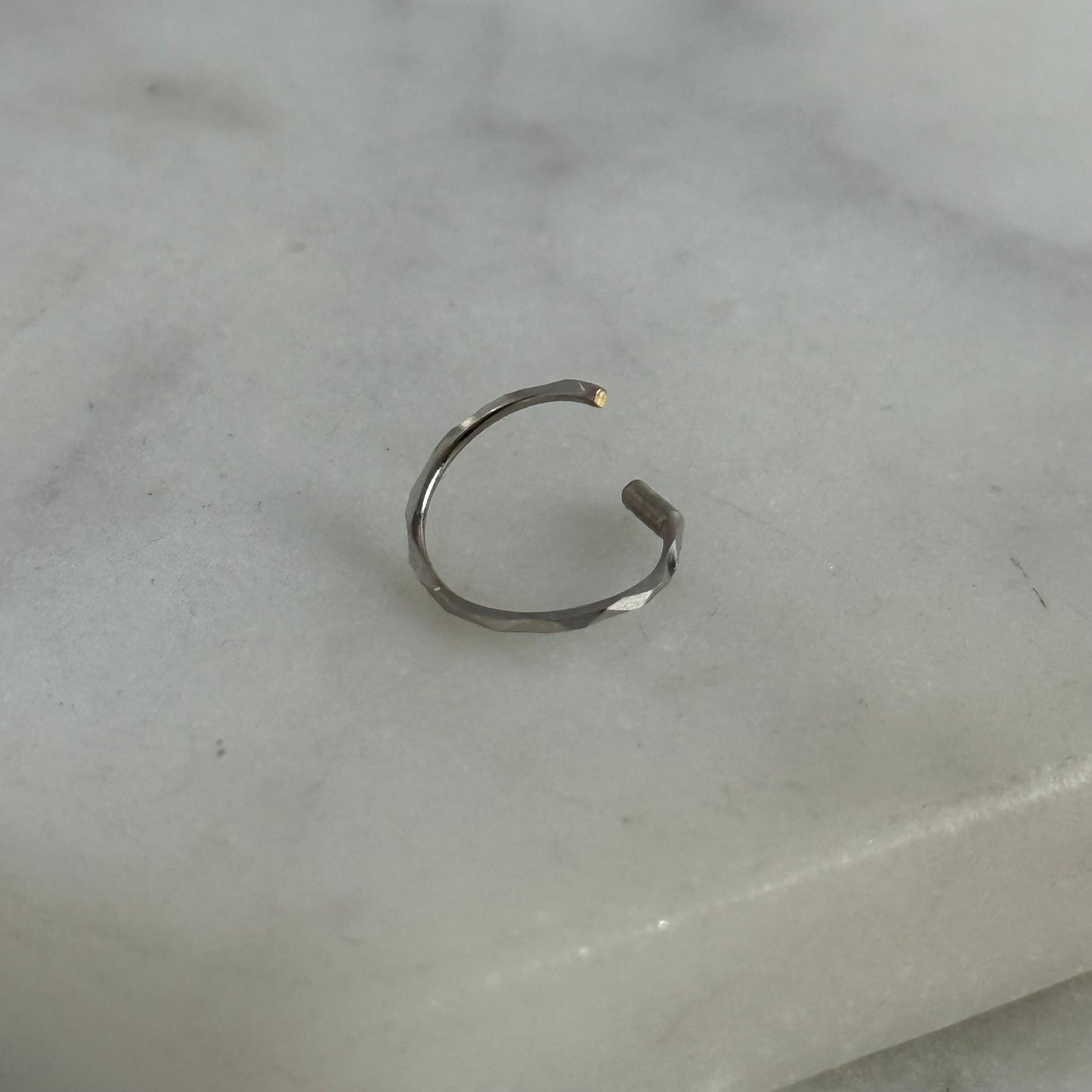 14ct white gold hoop | 9mm