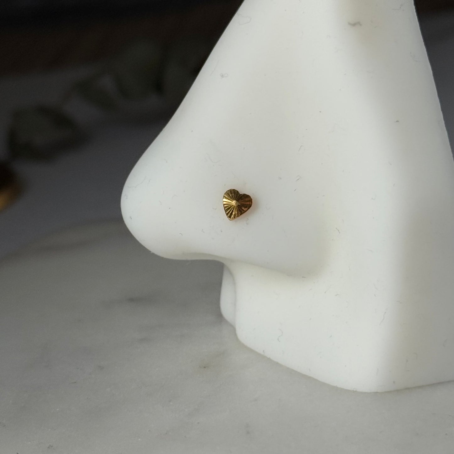 18ct Gold Single Heart Stud | 4.5mm