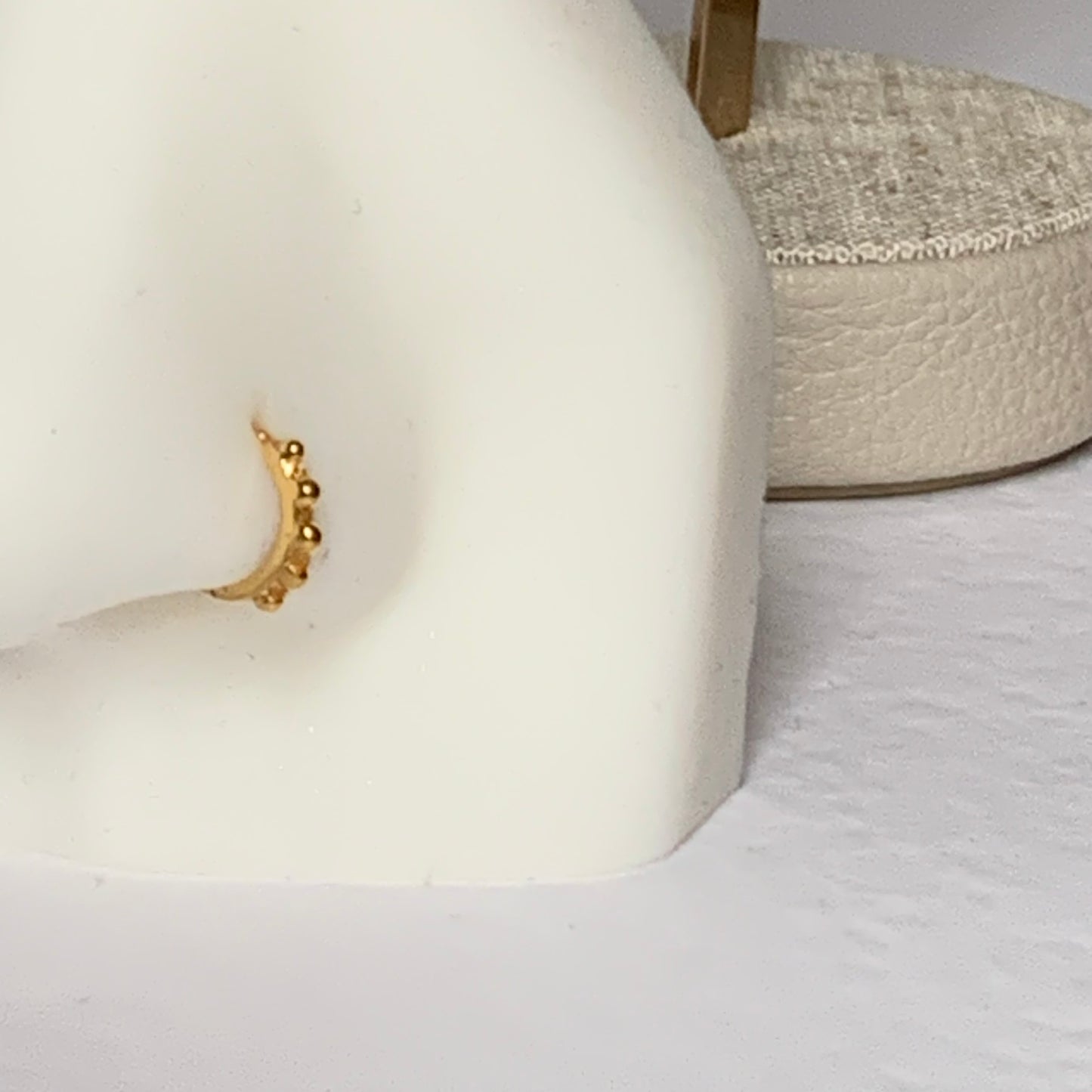 18ct Gold Single Hoop | 6mm