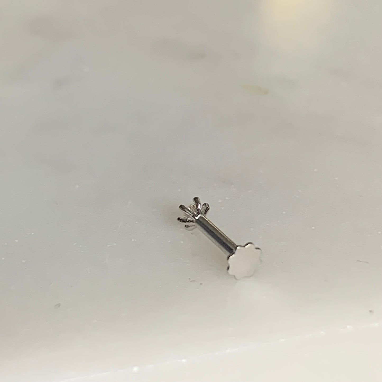 18ct White Gold Diamond Stud | 2.5mm