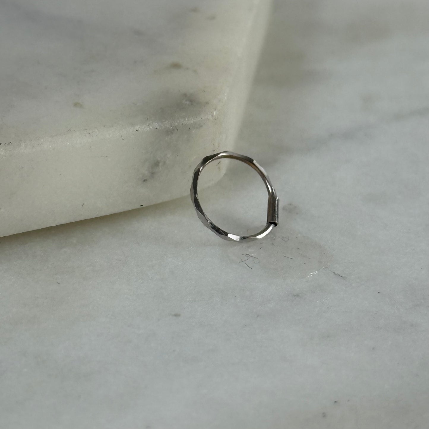 14ct white gold hoop | 9mm