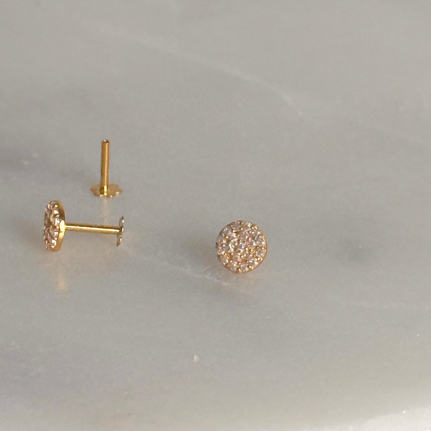 Signature Collection | 18ct Gold Cluster Studs 6mm
