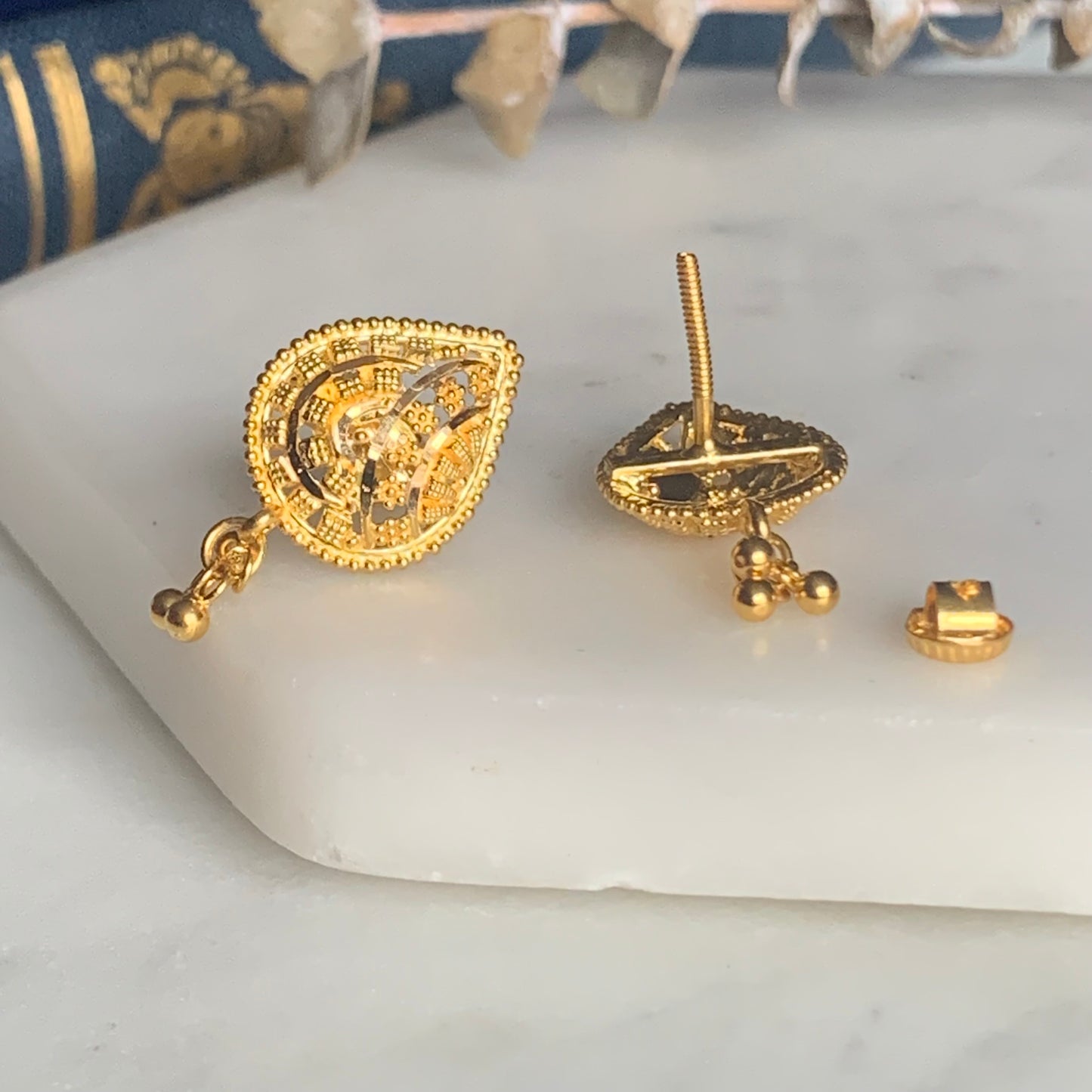 22ct Gold Teardrop Earrings