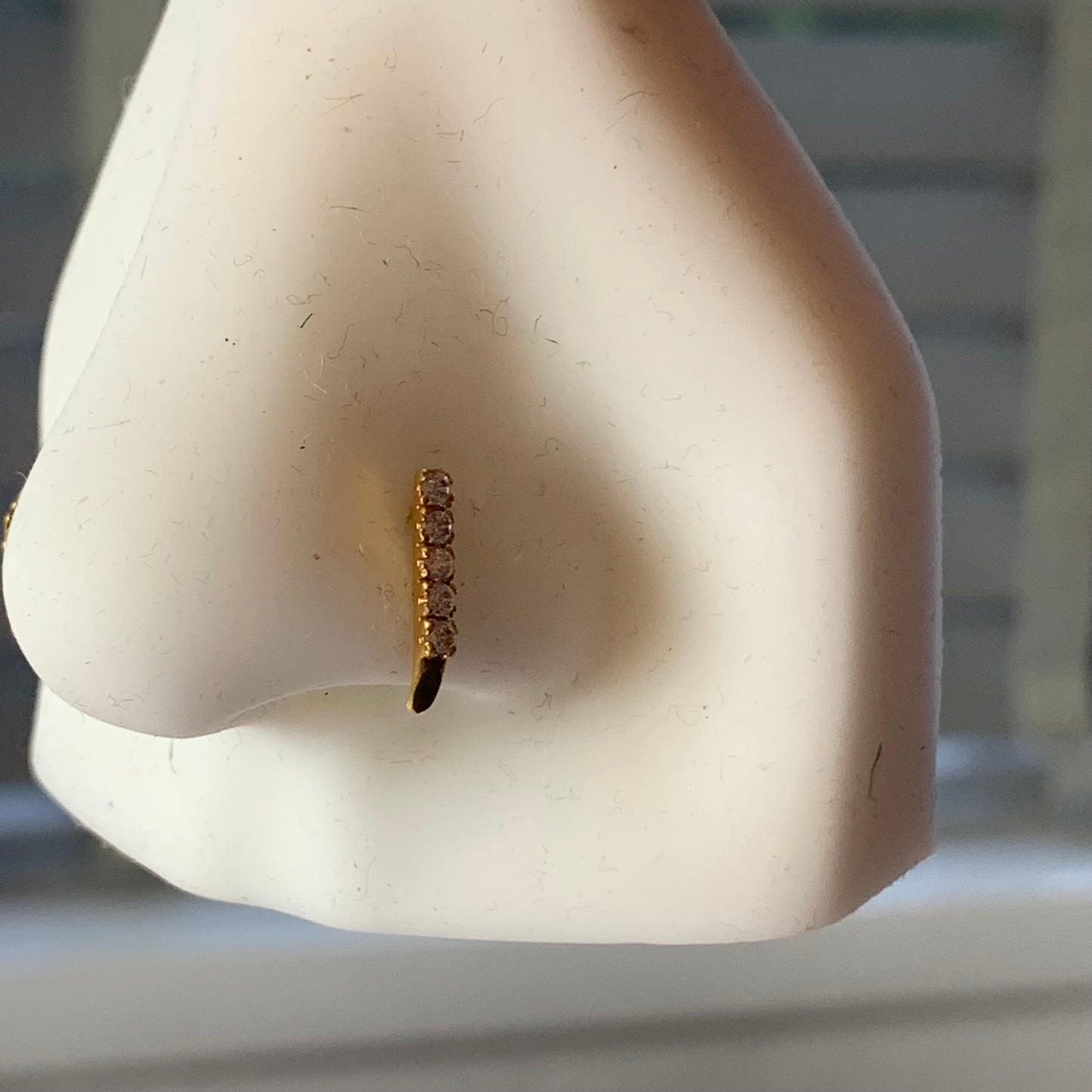18ct Gold Long Stud | 9mm