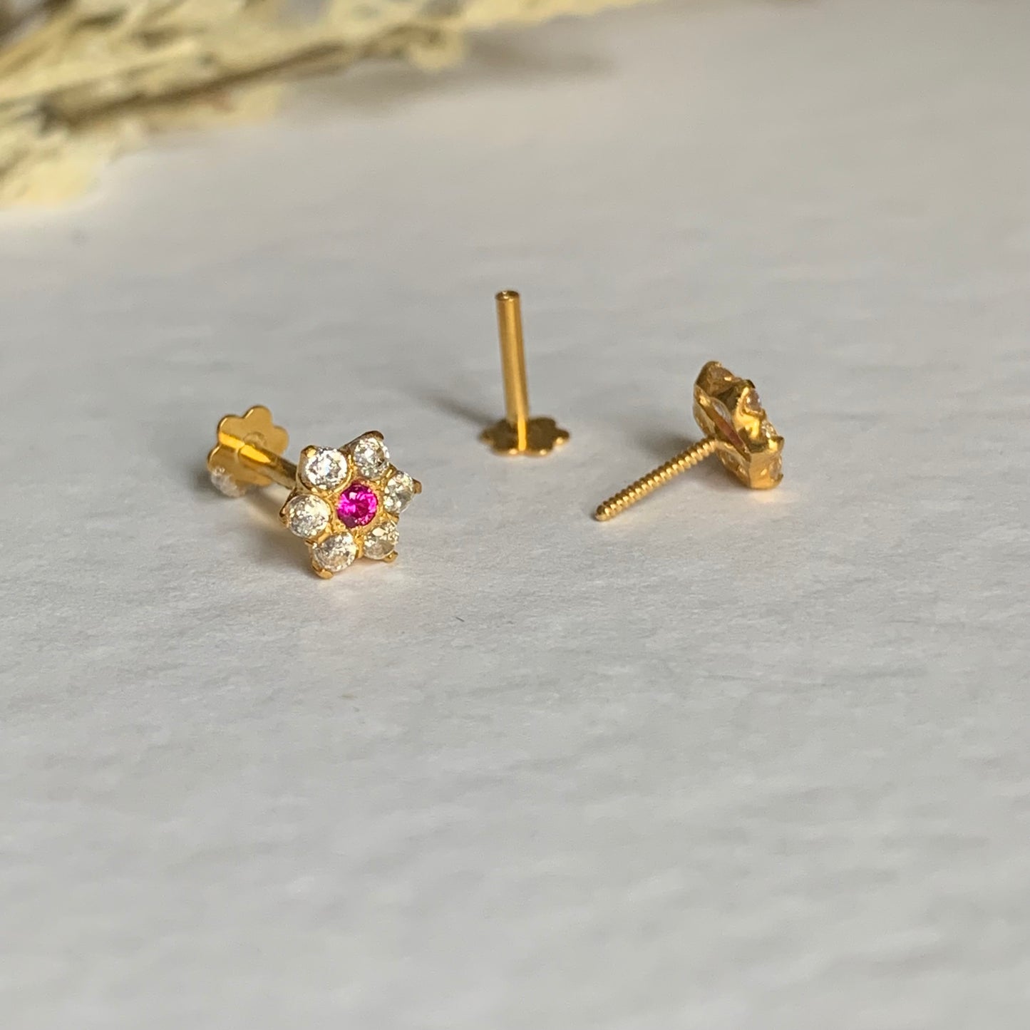 18ct Gold Single Daisy | 6mm