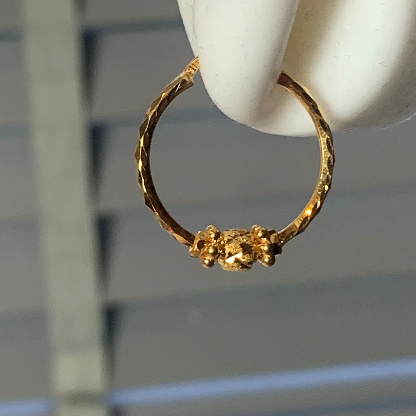 22ct medium hoop pair | 22mm