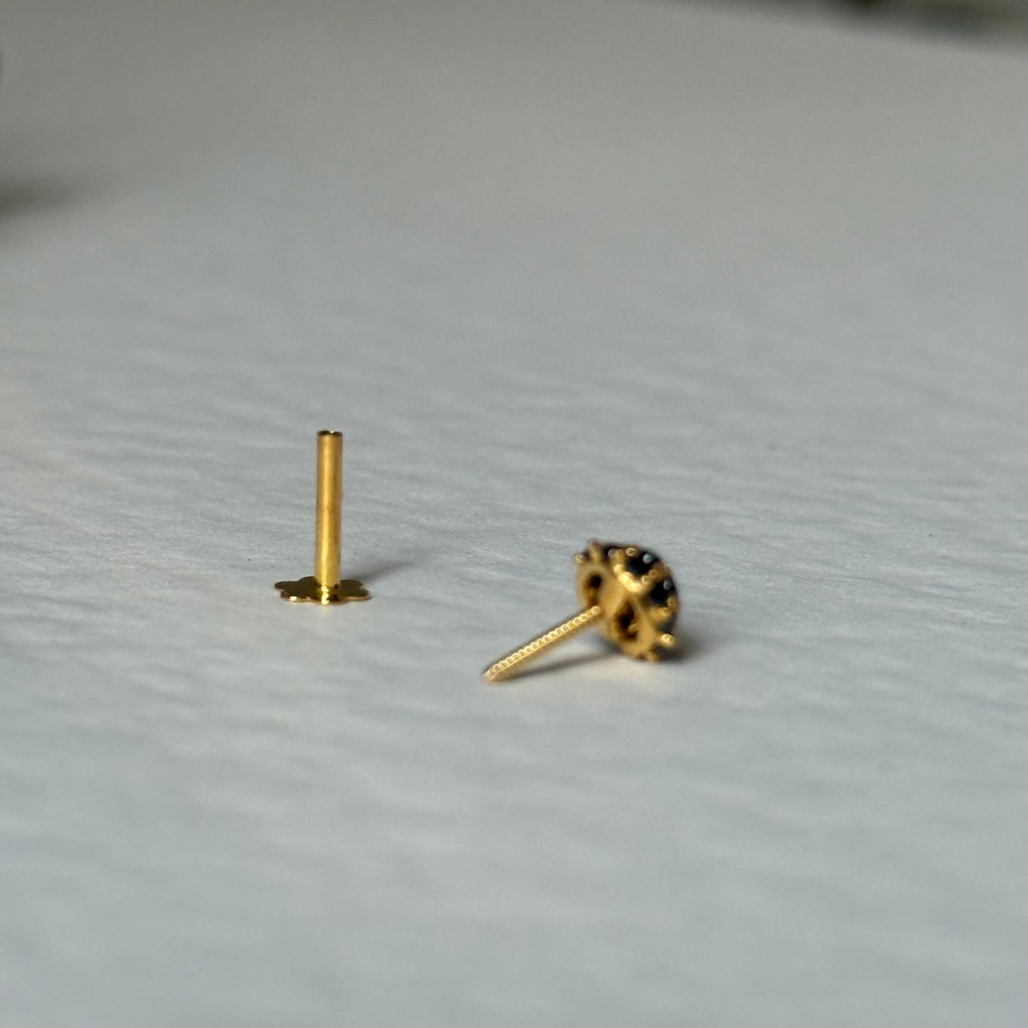 14ct gold SINGLE stud | black cubic zirconia