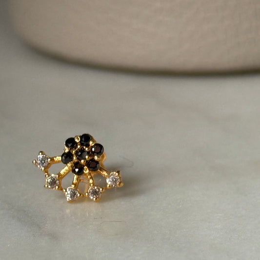 Whimsical Stud (18ct) 3