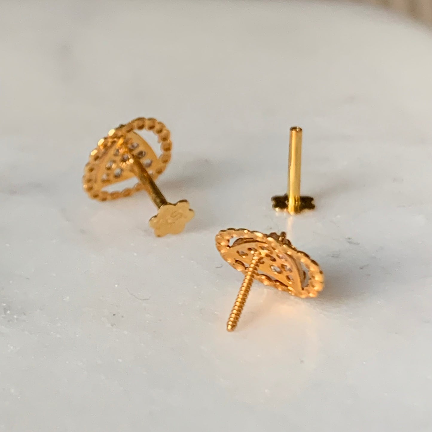 18ct Gold Stud Pair | 8mm