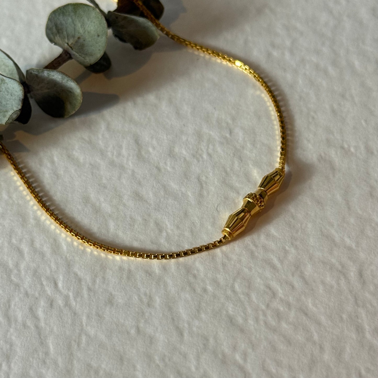 22ct Gold Minimal Bracelet | 6.9 inches