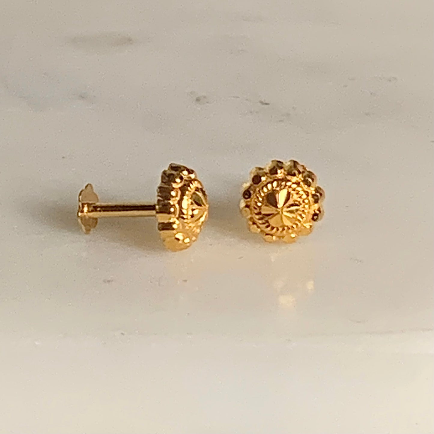 18ct Gold Stud Pair | 6mm