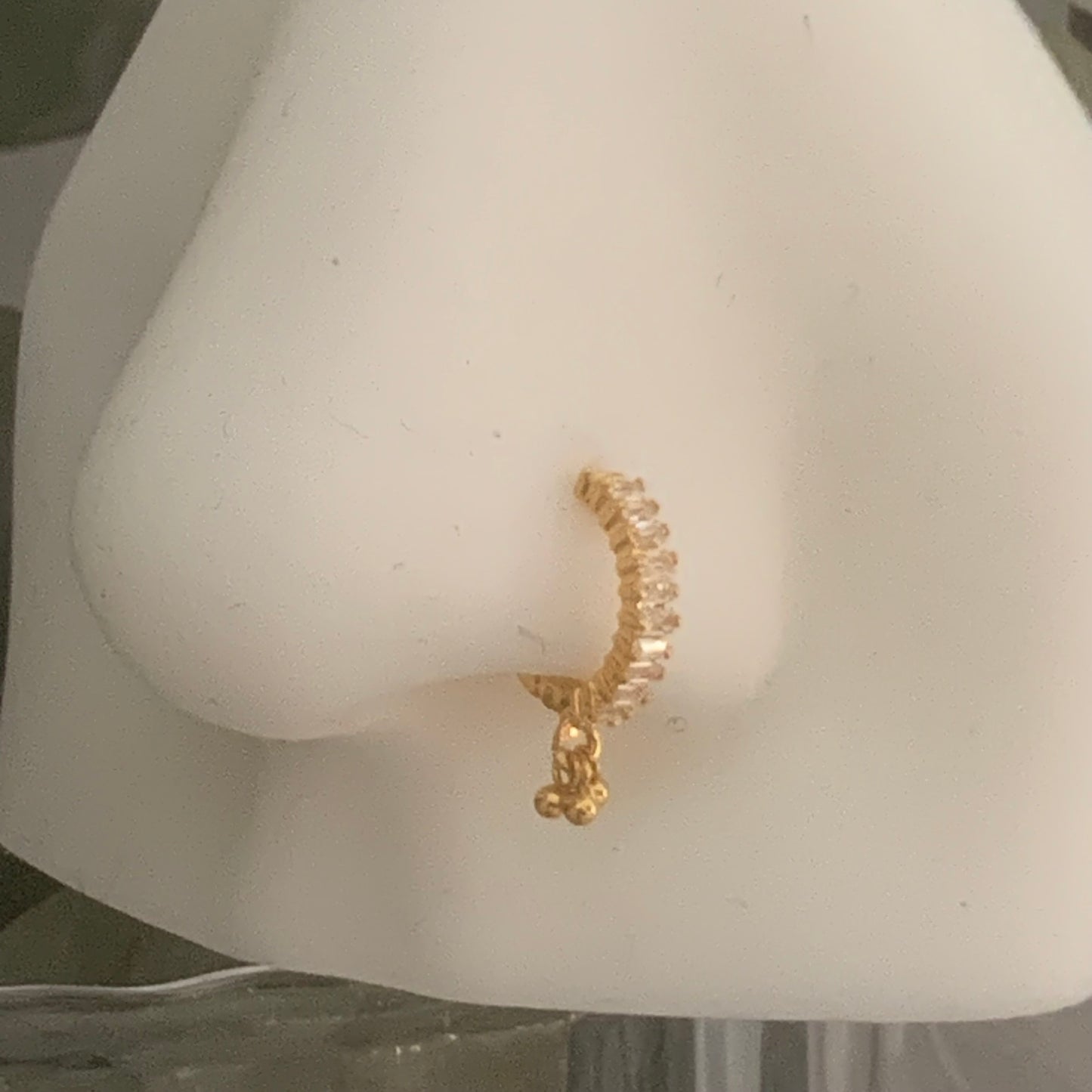 18ct Gold Dangly Hoop | 7mm