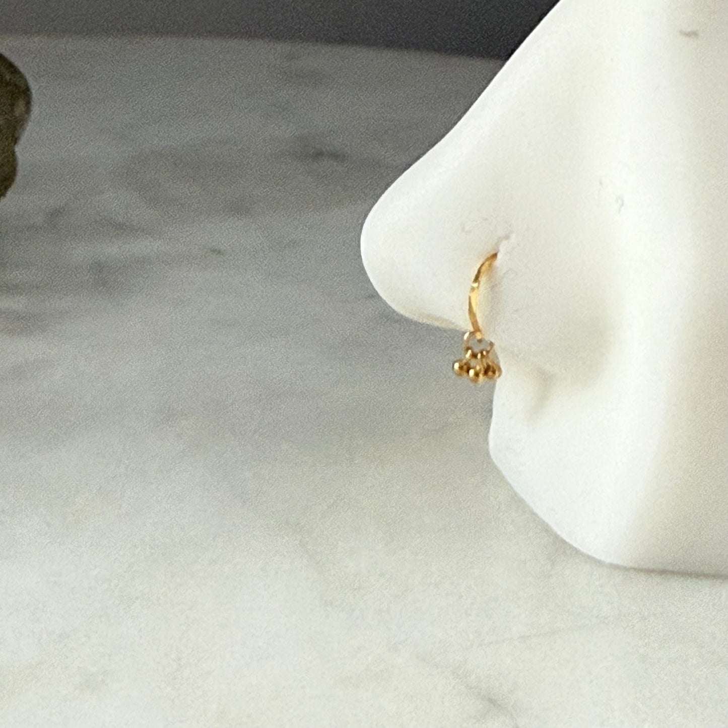 18ct gold dangly hoop | 6mm