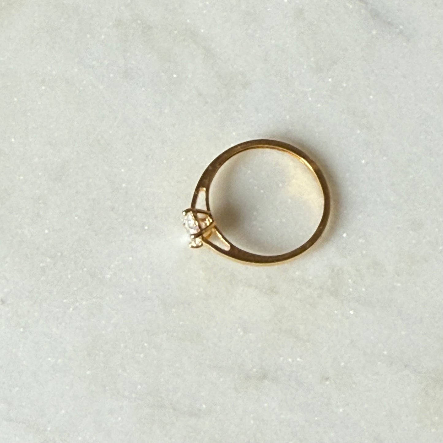 Solitaire ring | i