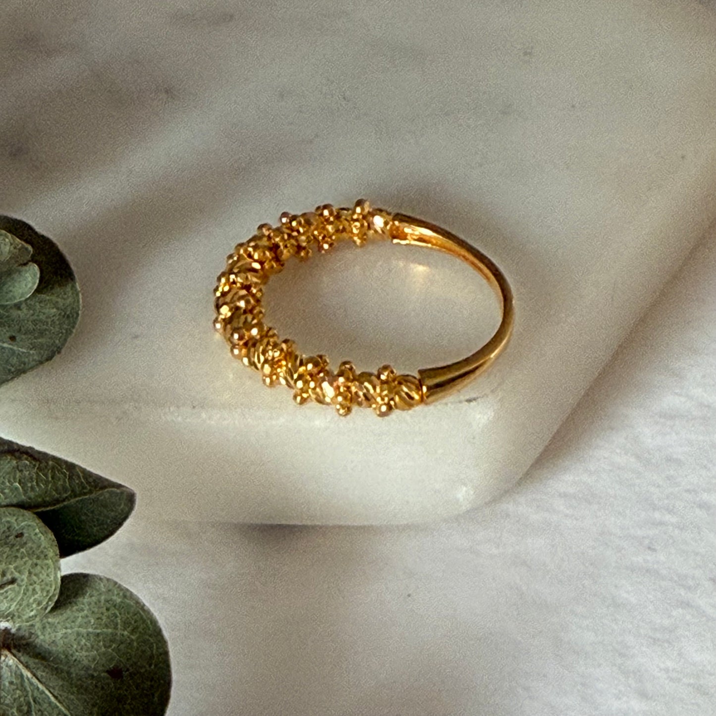 22ct gold cluster ring | L