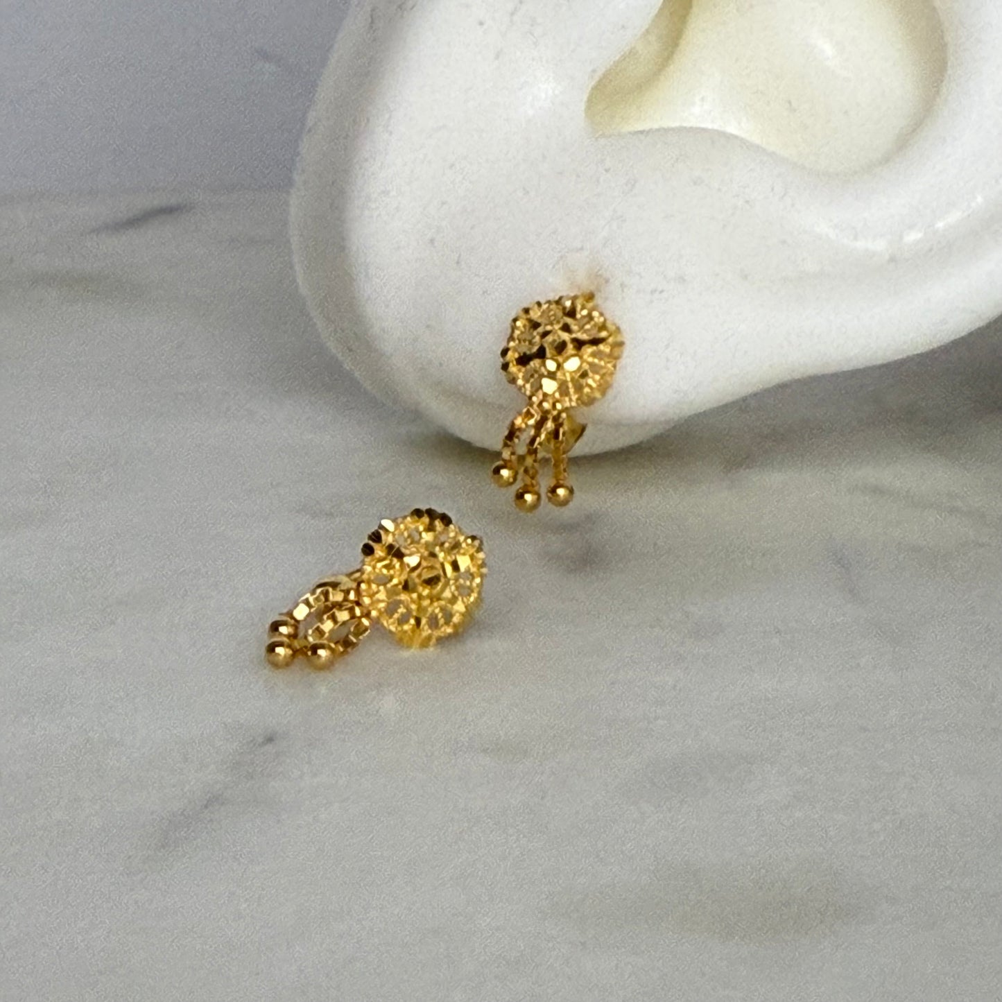 Noor - 18ct Jumki Stud