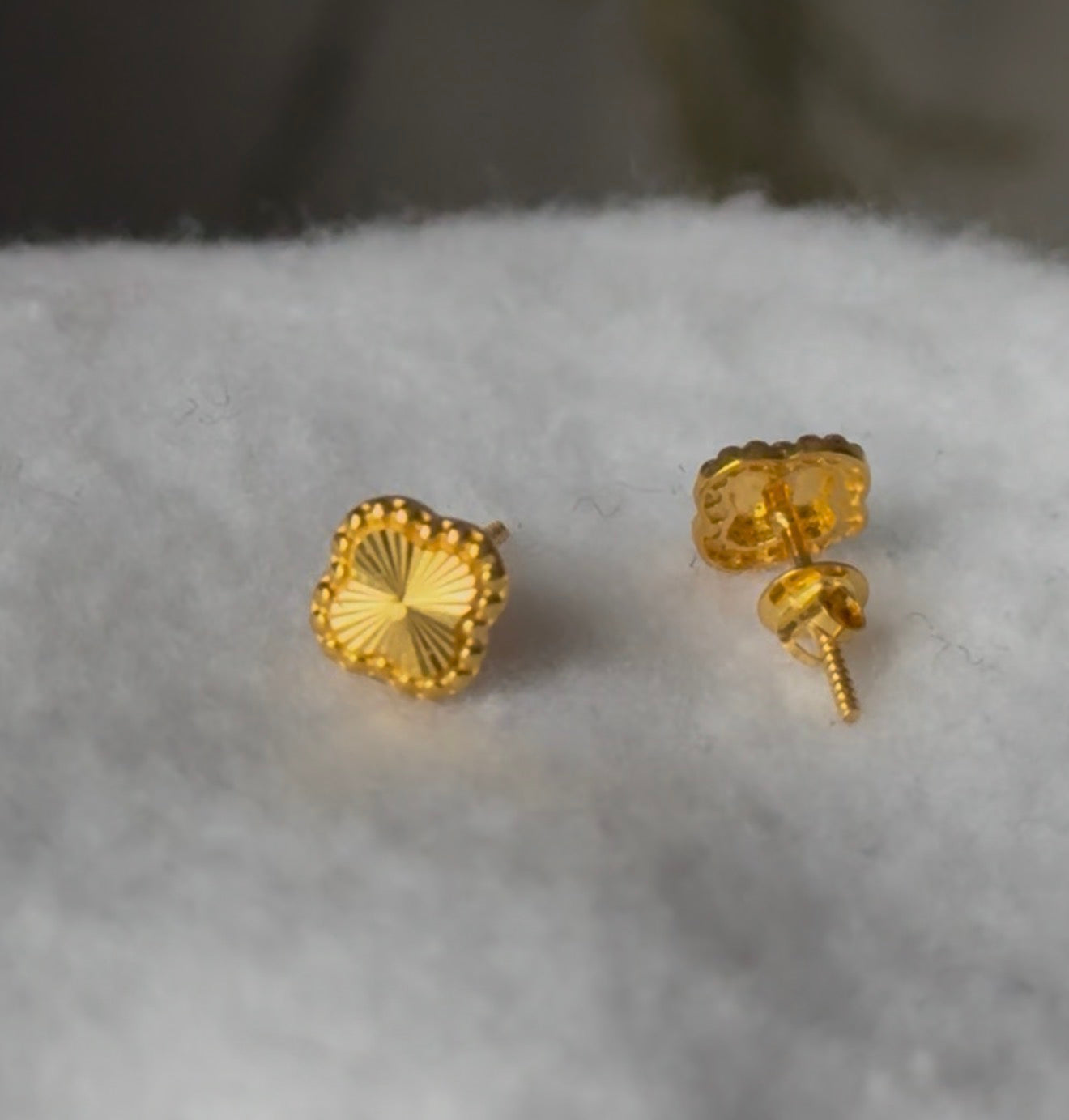 Cute Clover Pair | 18ct Gold, 6.5mm