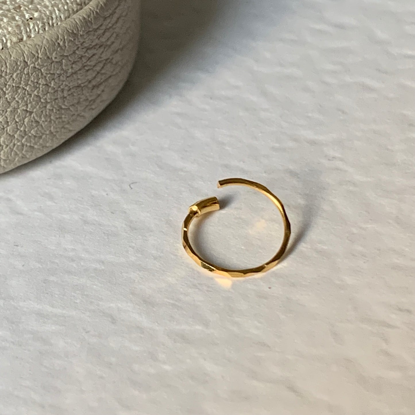 18ct gold hoop | 8mm