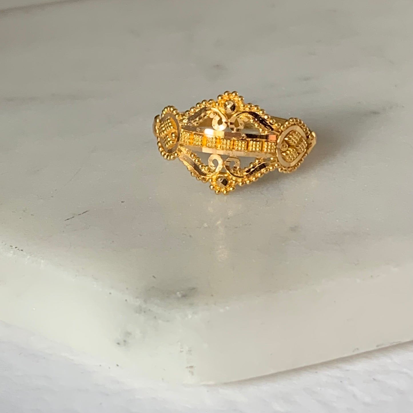 22ct gold ring | size M