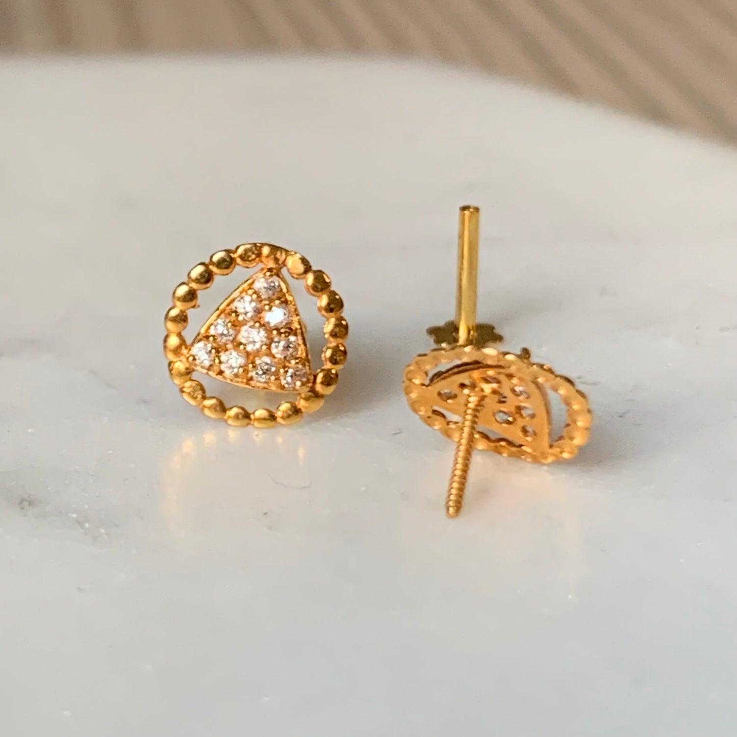 18ct Gold Stud Pair | 8mm