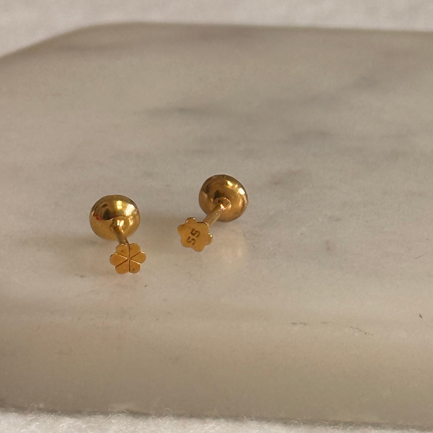 Eclipse, 14ct Gold Stud | 6mm