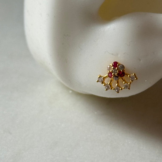 Whimsical Stud (18ct) 1