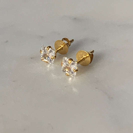 18ct Gold Square Stud Pair | 4mm