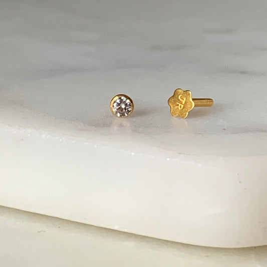 18ct Gold Stud | 2.5mm