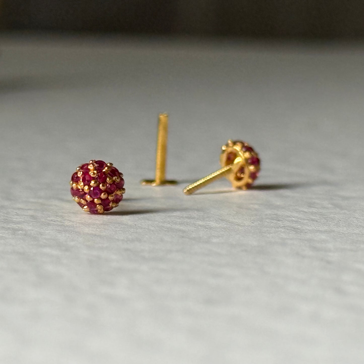 14ct gold stud SINGLE stud | pink cubic zirconia