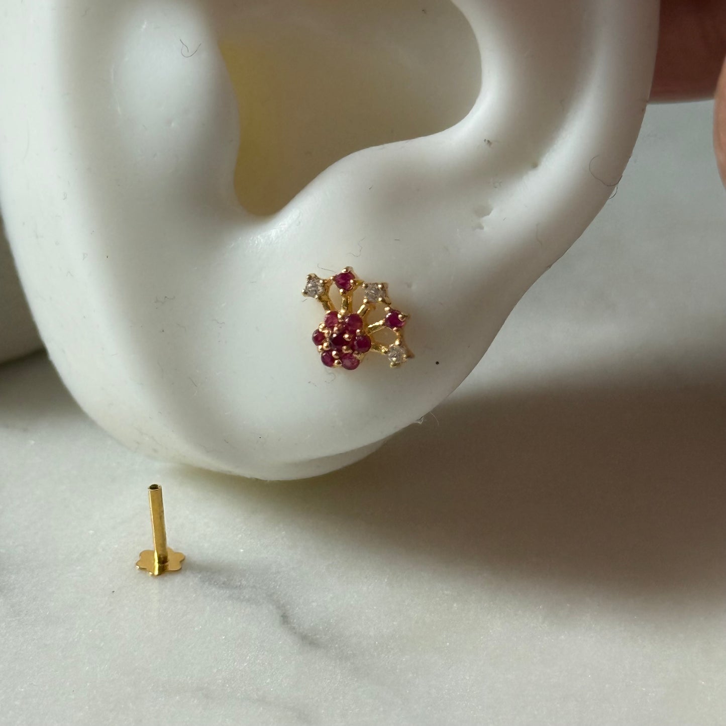 Whimsical Stud (18ct) 2