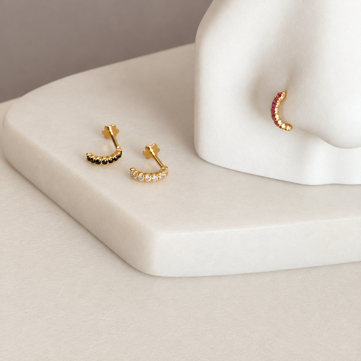 Petite moon stud | 6mm