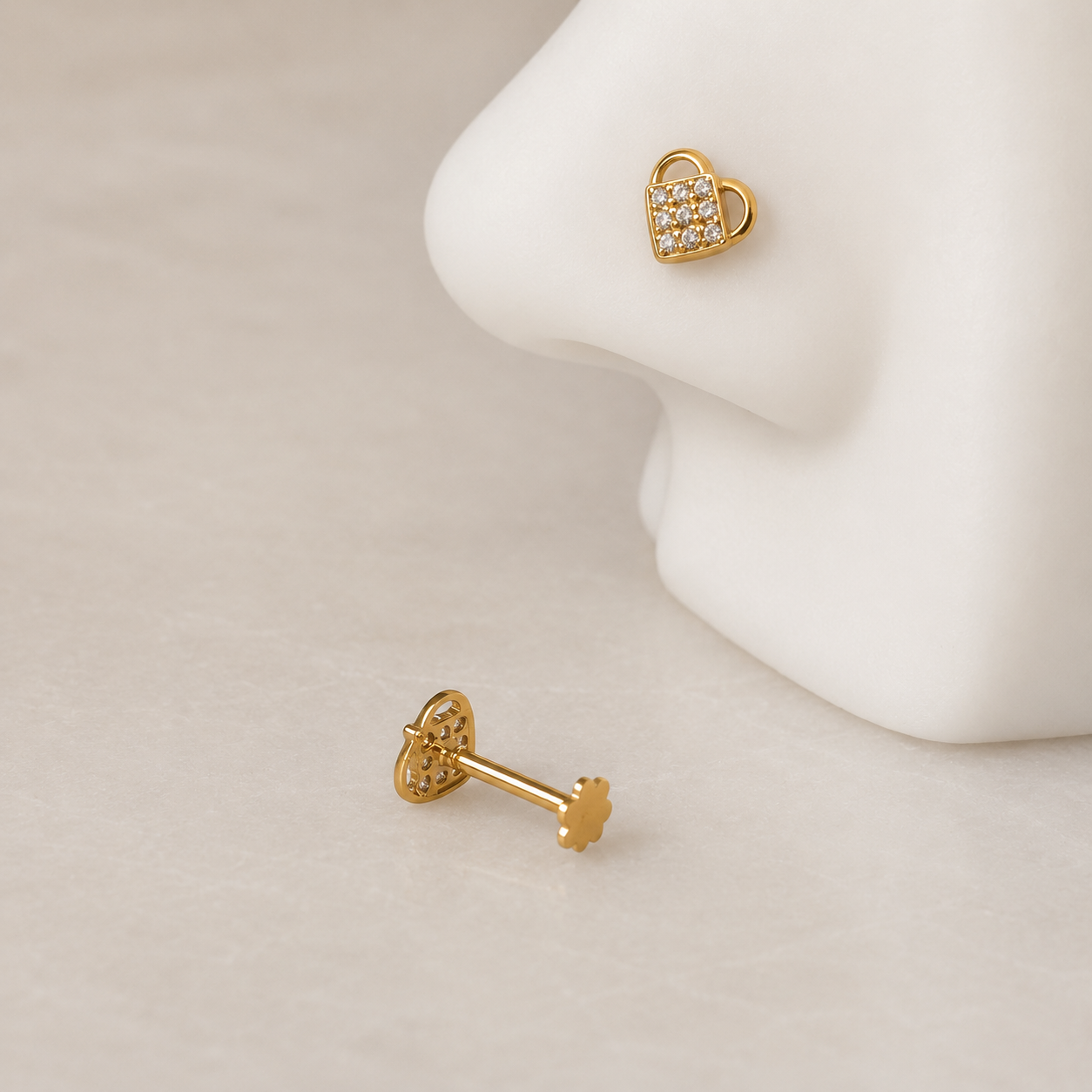 Amore ll, 18ct Heart Stud Pair