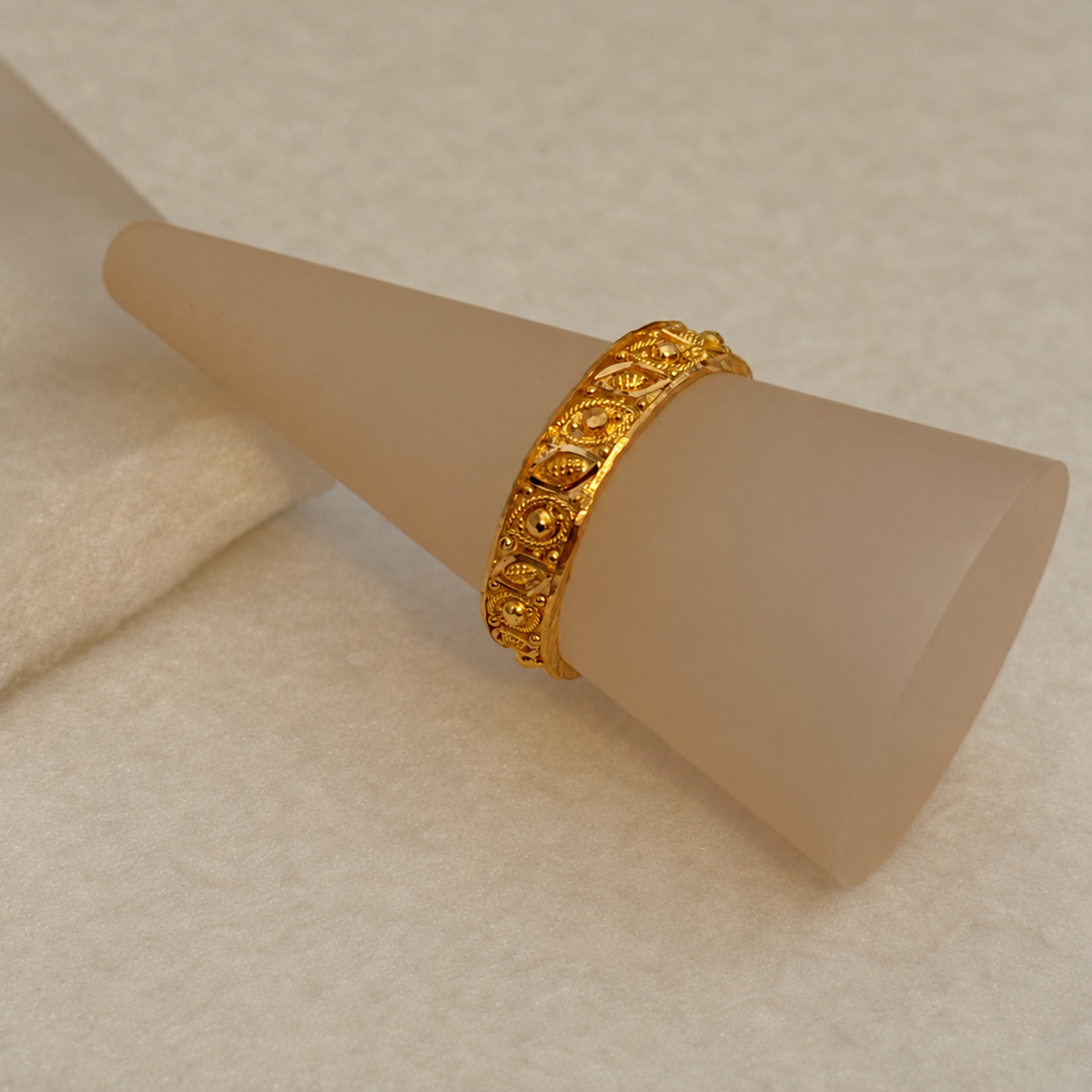 Damascus | 22ct Gold Ring (size M)