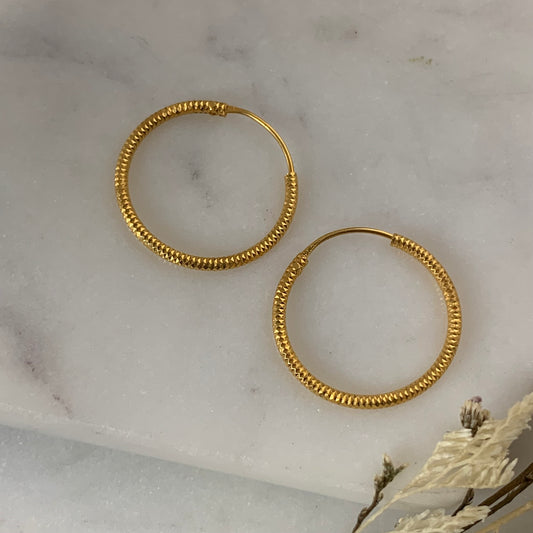 22ct Gold Classic Medium Hoop Pair | 21mm