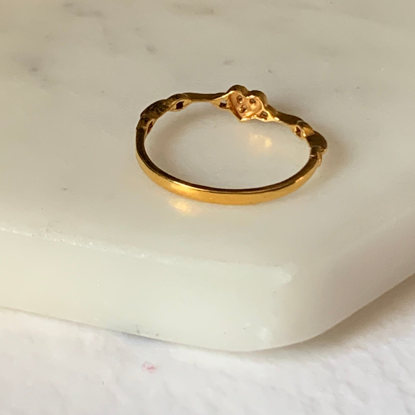 22ct Gold Heart Ring | M