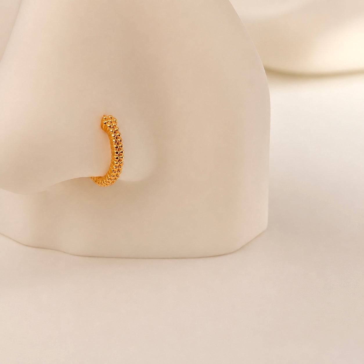 Signature | 18ct Gold Hoop | 9mm