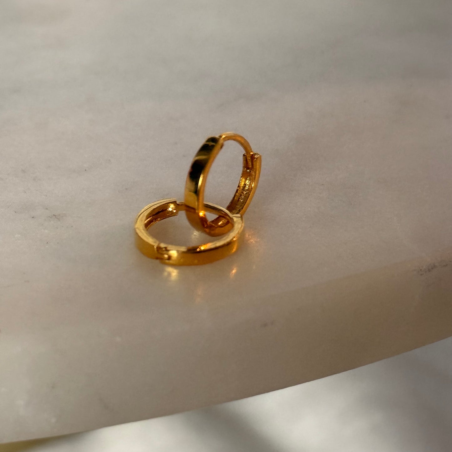 18ct Gold Plain Hoop | 8mm
