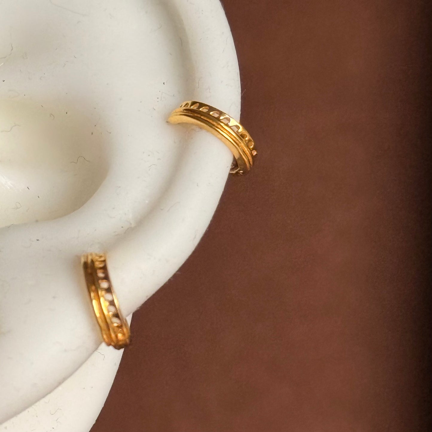 Aztec, 18ct single hoop | 7mm