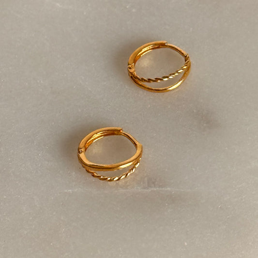 Signature | Classic 9mm double band Hoops in 18ct Gold