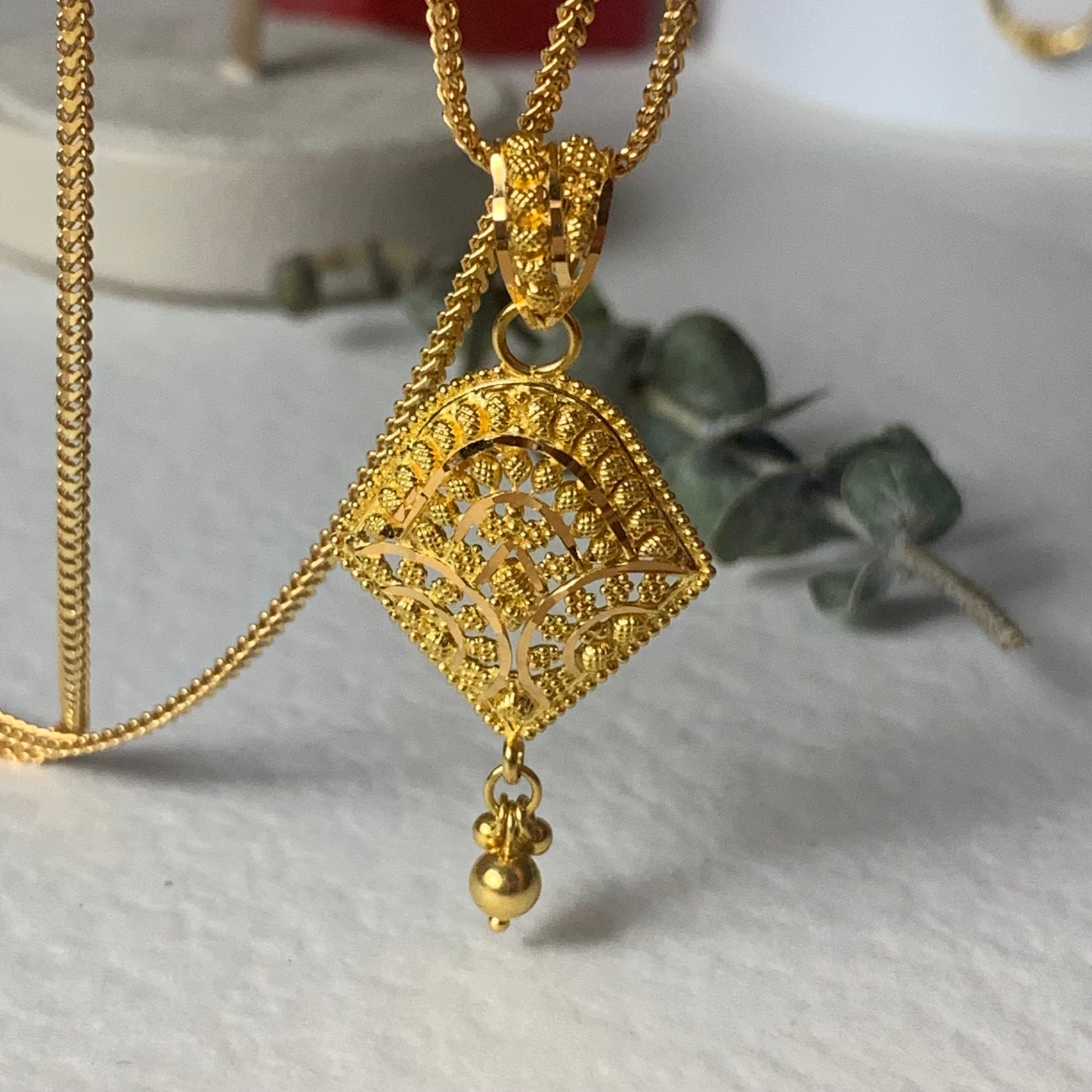 22ct gold bespoke pendant