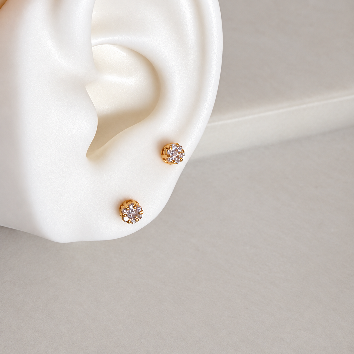 Ayla, 14ct Gold Stud | 4mm